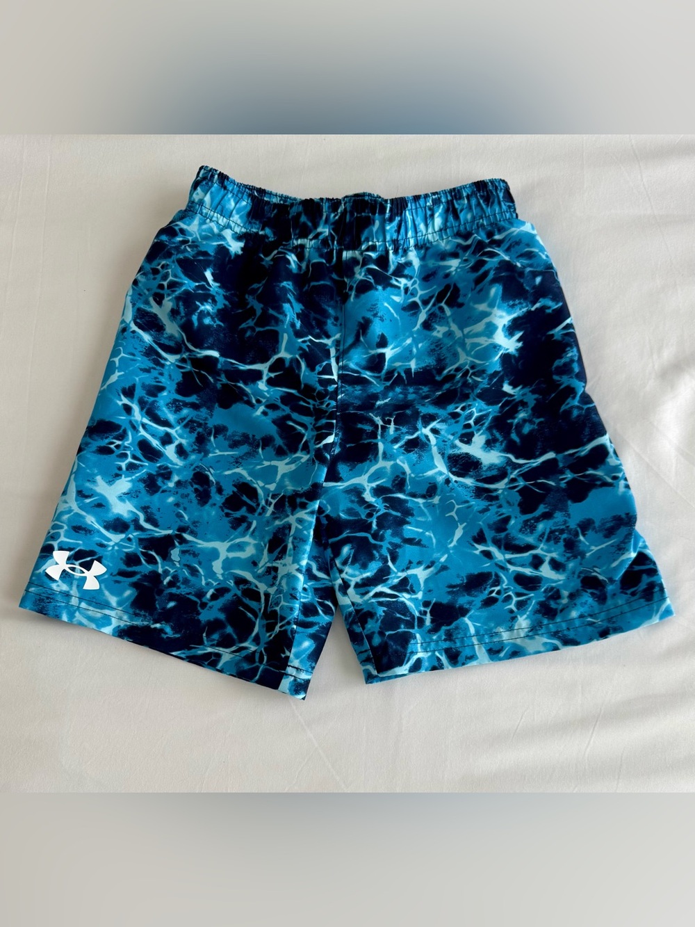 NWOT Under Armour Boys Blue Swim Trunks - 6